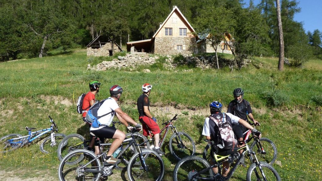 cabanes_du_puy_2013_26.jpg