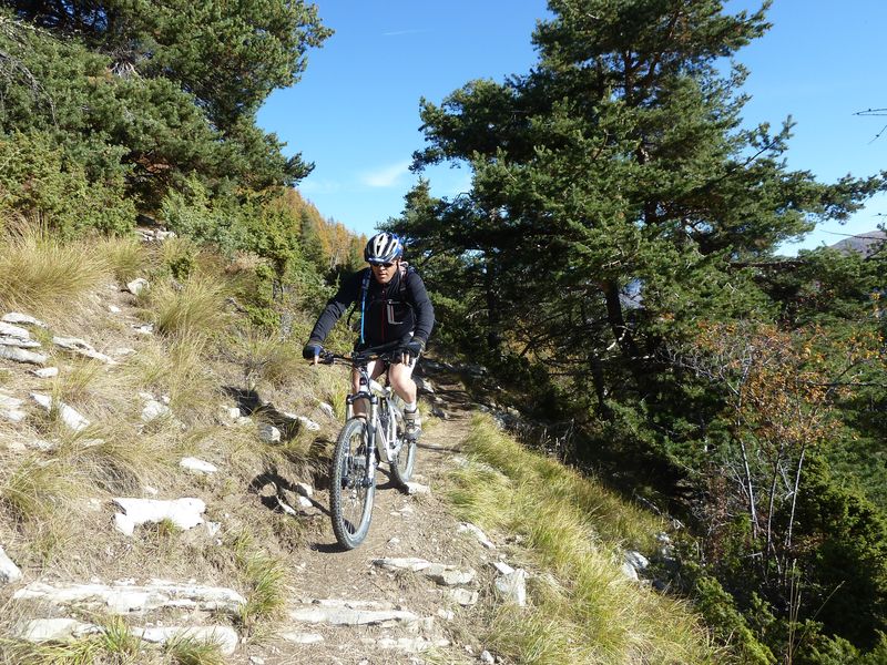 cabanes_croix_puy_2011_049.jpg