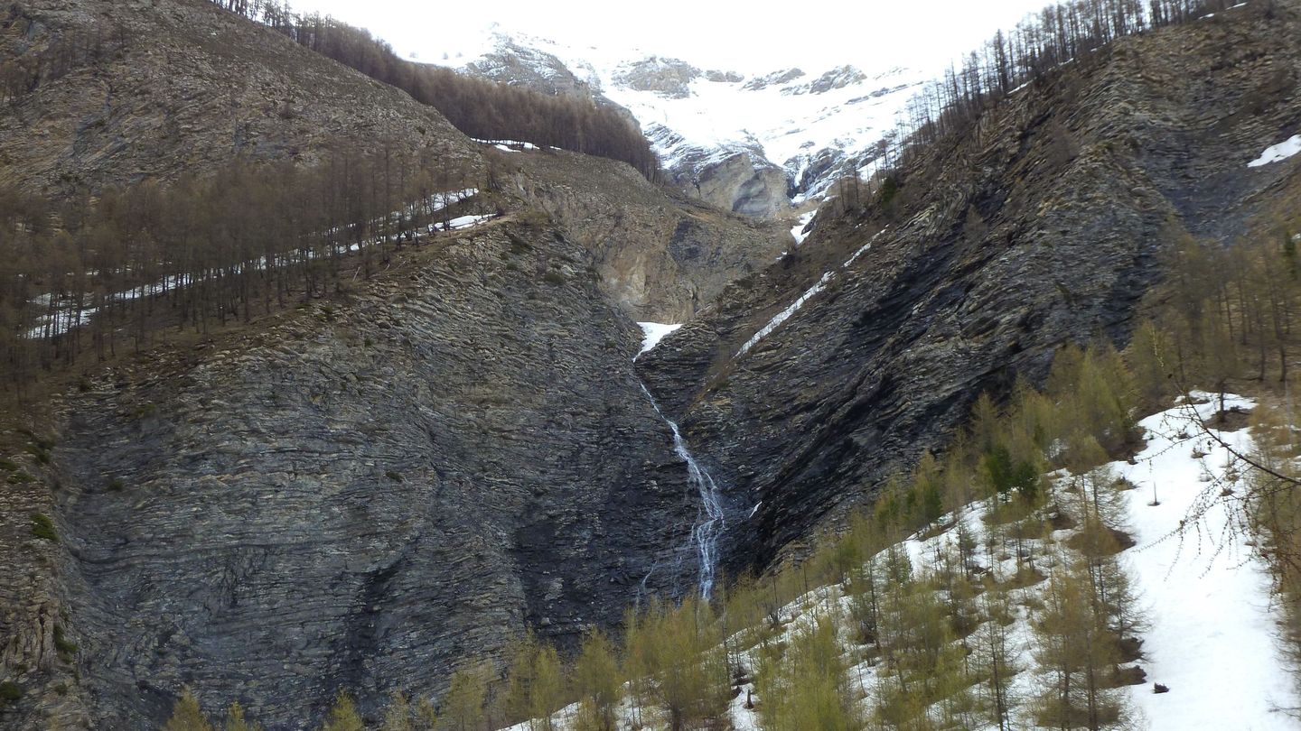 cabanes_talon_avril_2018_055.JPG