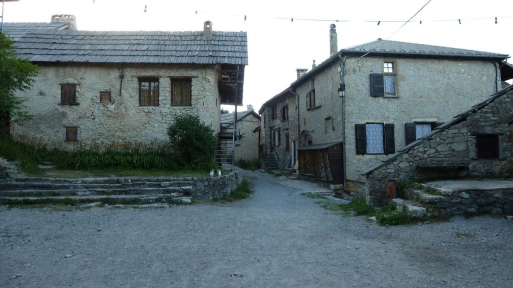 gare_peyresq_juillet_2016_003.JPG