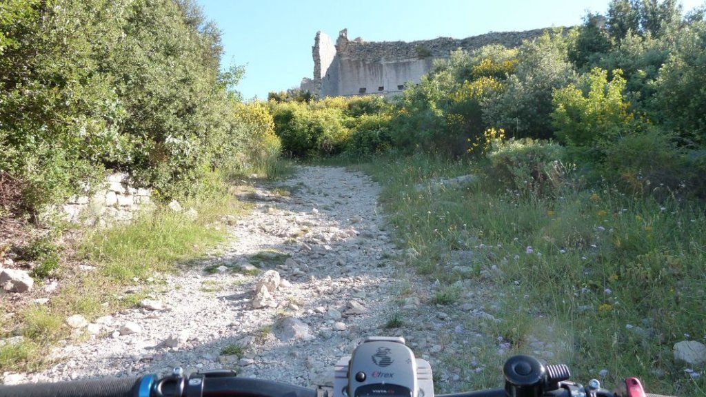 le_castellas_juin_2012_016.jpg