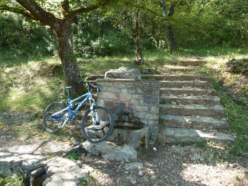 chapelle_st_quinis_juin_2012_026.jpg
