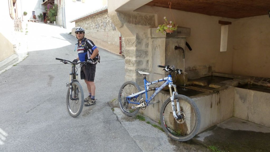 chateau_garnier_belap_2012_002.jpg