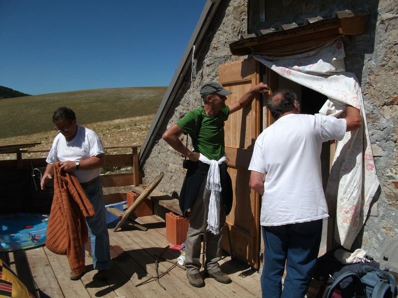 cabane_vieille_22.jpg