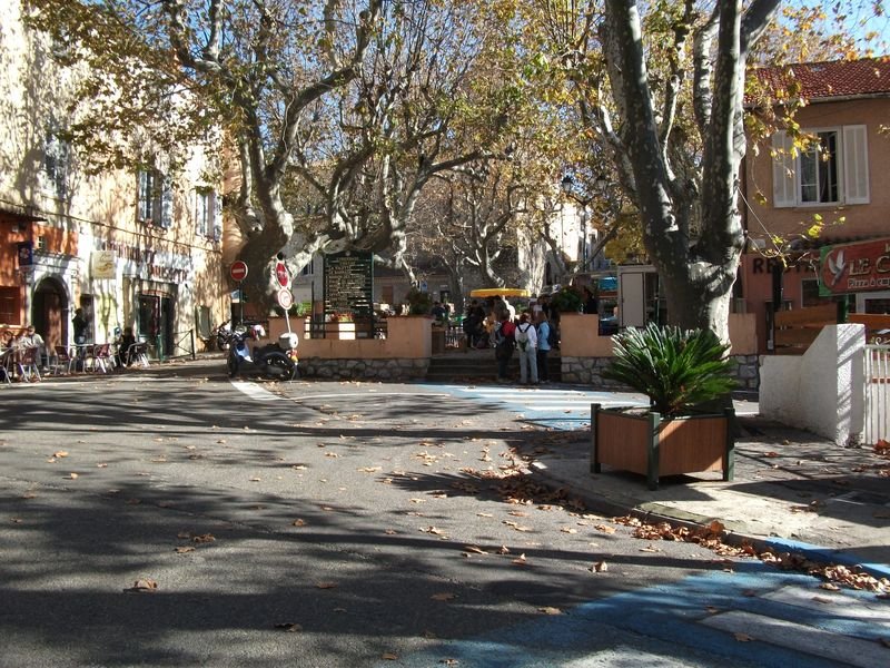 la_valette_le_revest_14.jpg