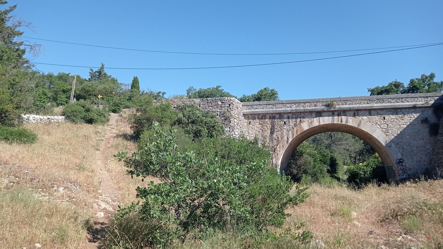 chateauvallon_brousan_juin_2022_014.jpg
